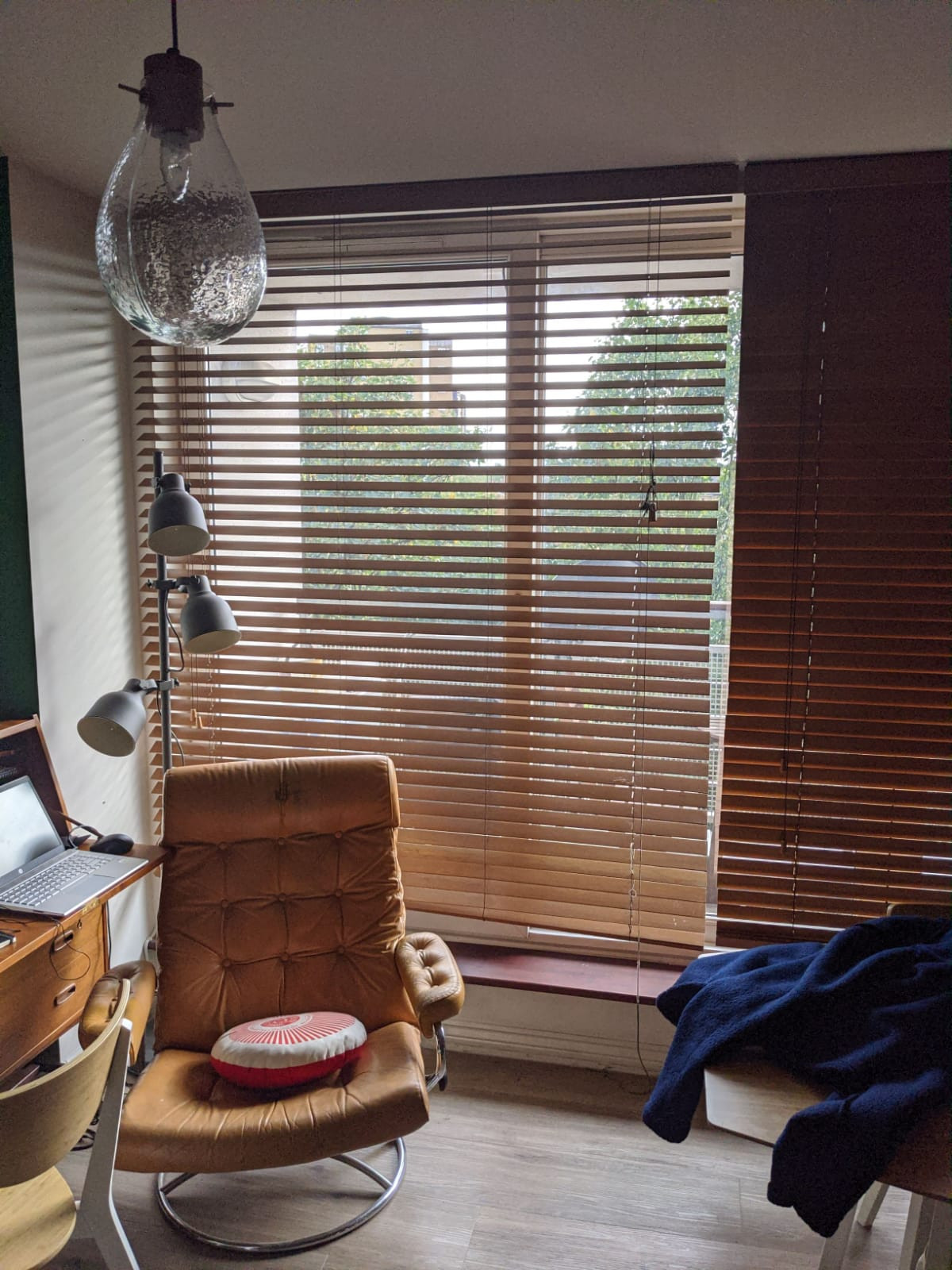 1609a294-b602-4aa7-8a61-9726a5cf9ff7