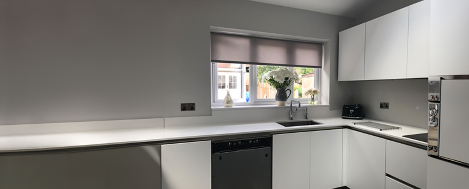 roller-blinds-in-the-kitchen