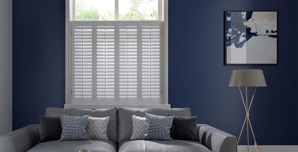 https://blinds4lesslondon.co.uk/wp-content/uploads/2025/11/Cafe-style-Faux-wood-Shutters-Blinds4Less-London.jpg