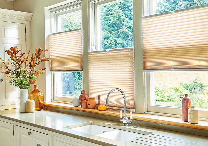 Blinds4Less-London-pleated-blinds-hero