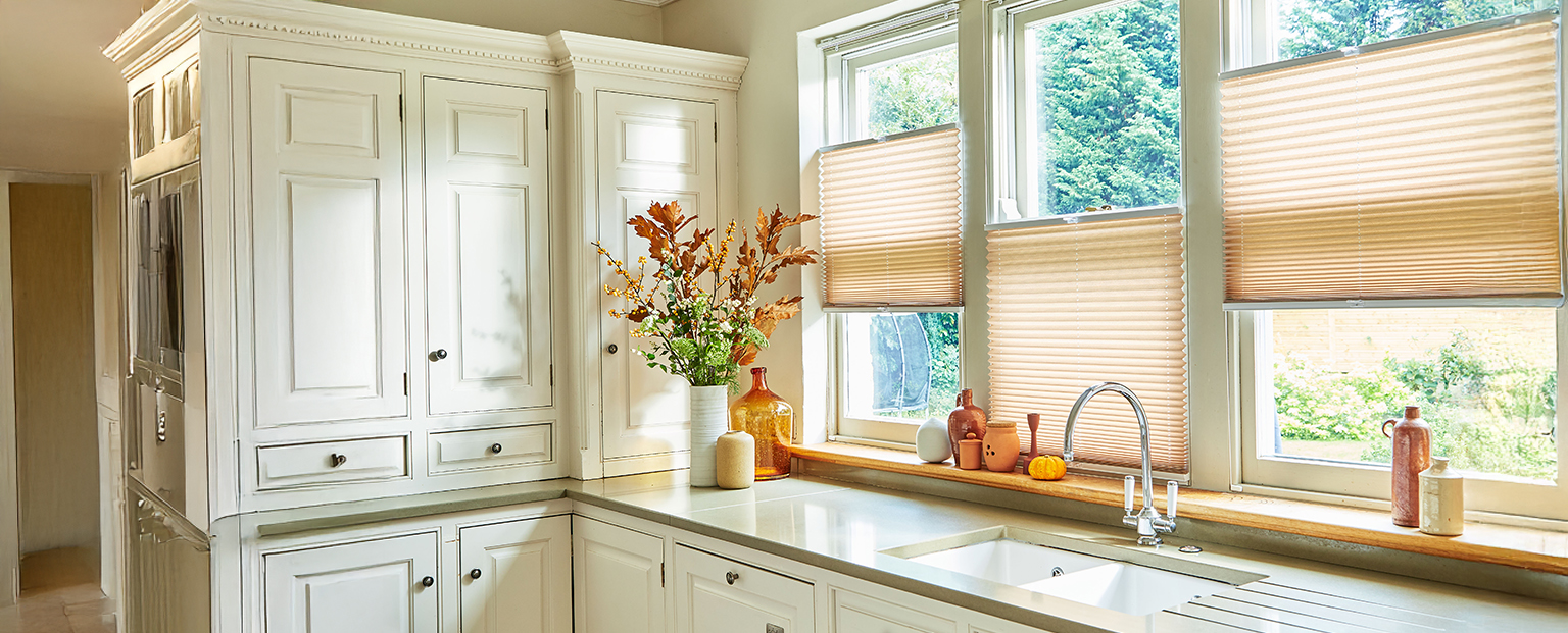 Blinds4Less-London-pleated-blinds