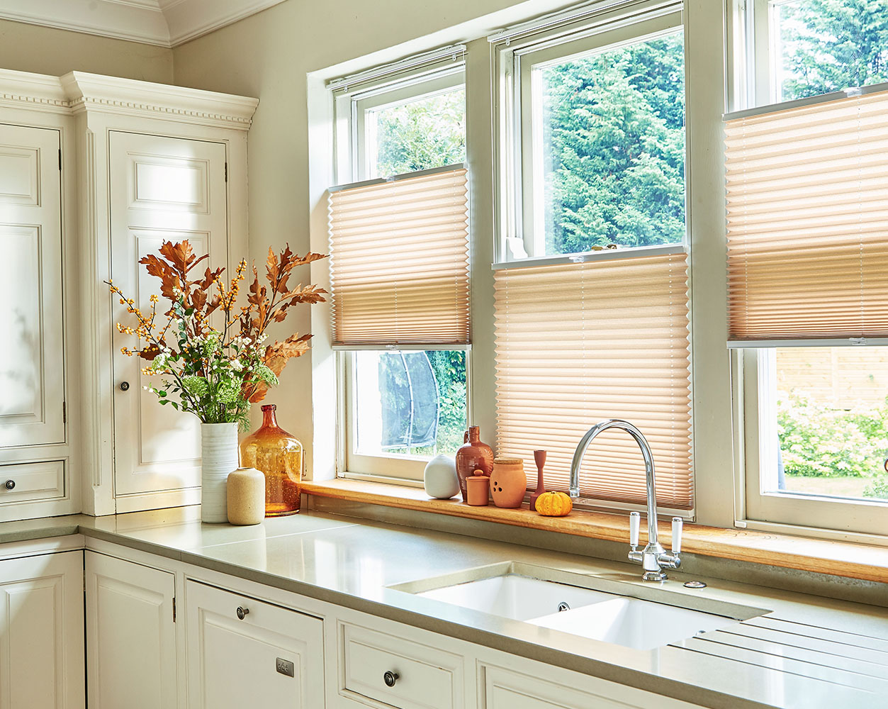 https://blinds4lesslondon.co.uk/wp-content/uploads/2026/01/pleated-blinds-for-the-kitchen-Blinds4Less-London.jpg